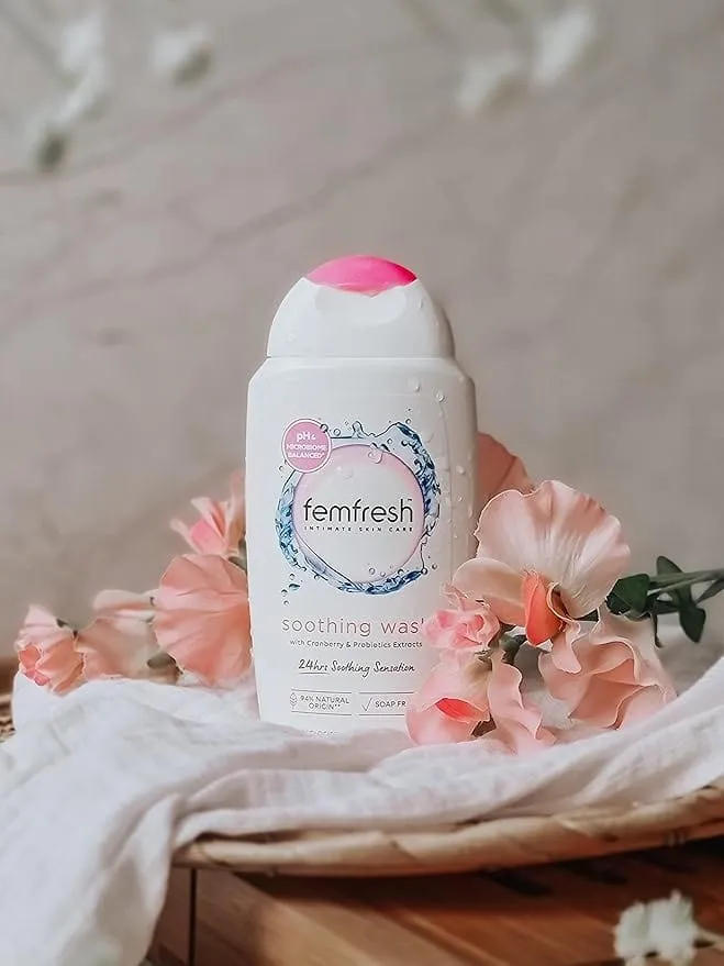 Femfresh Ultimate Care Soothing Wash (250ml)