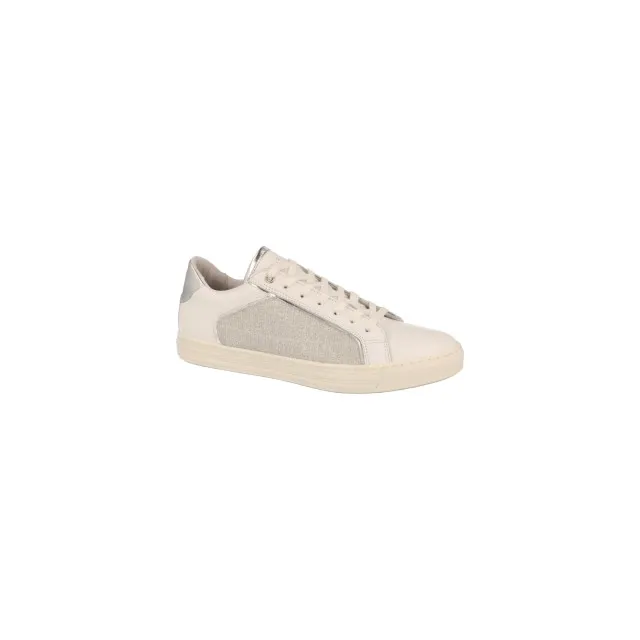 Giga Sneakers