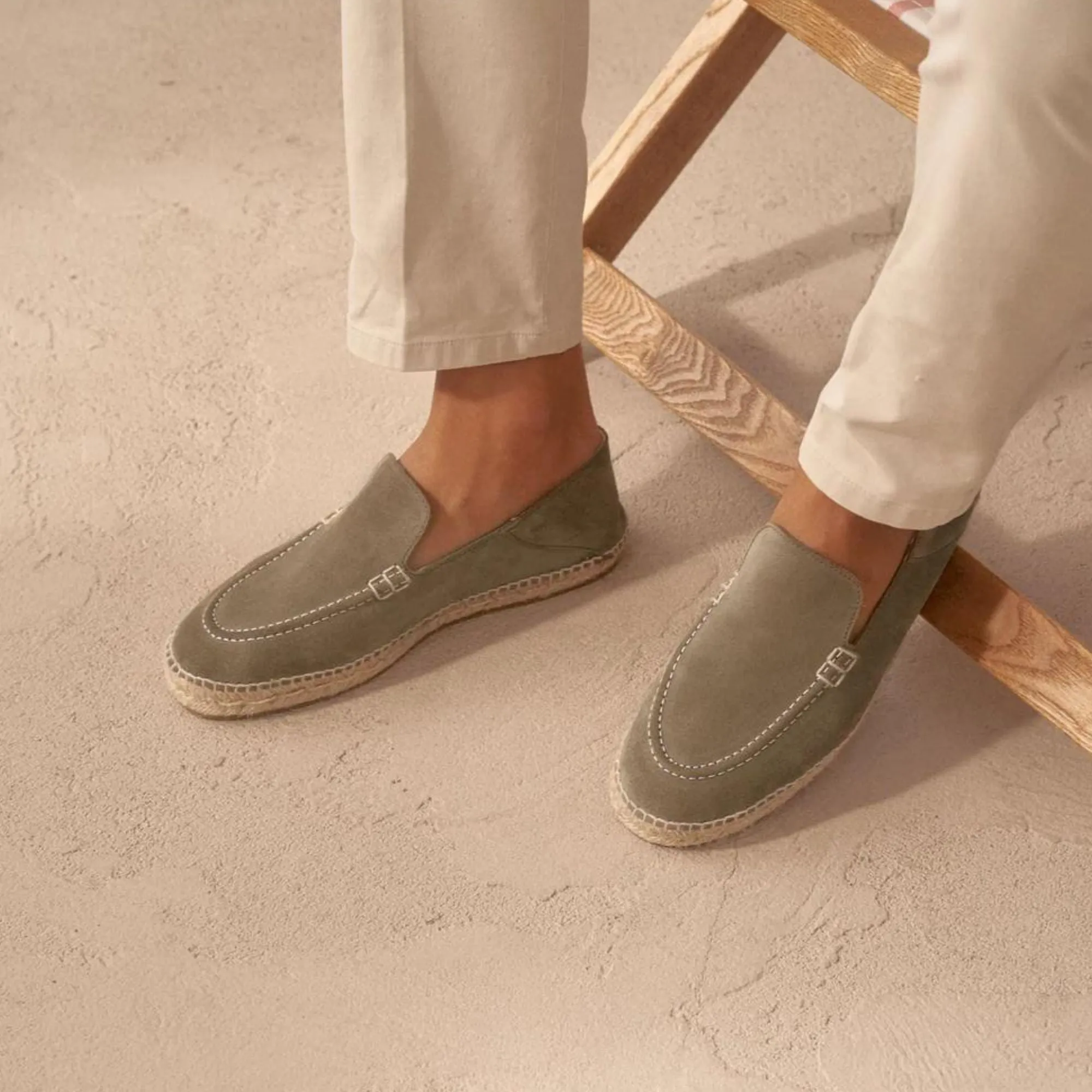 Mocassini con penny in camoscio verde
