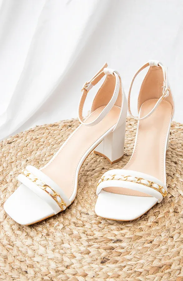 Pumps Met Gouden Chain Wit