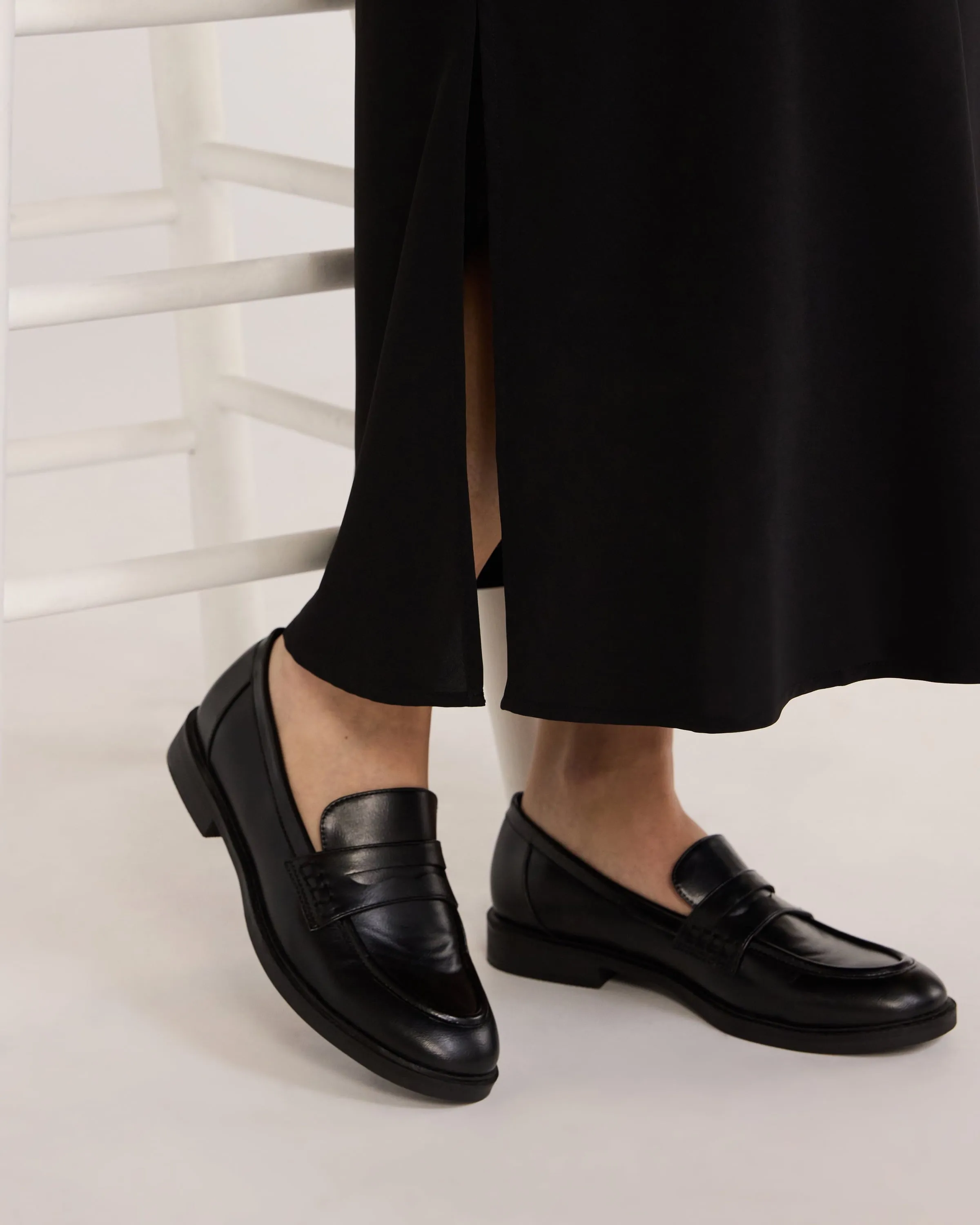 Time and Tru Women's Penny Loafers